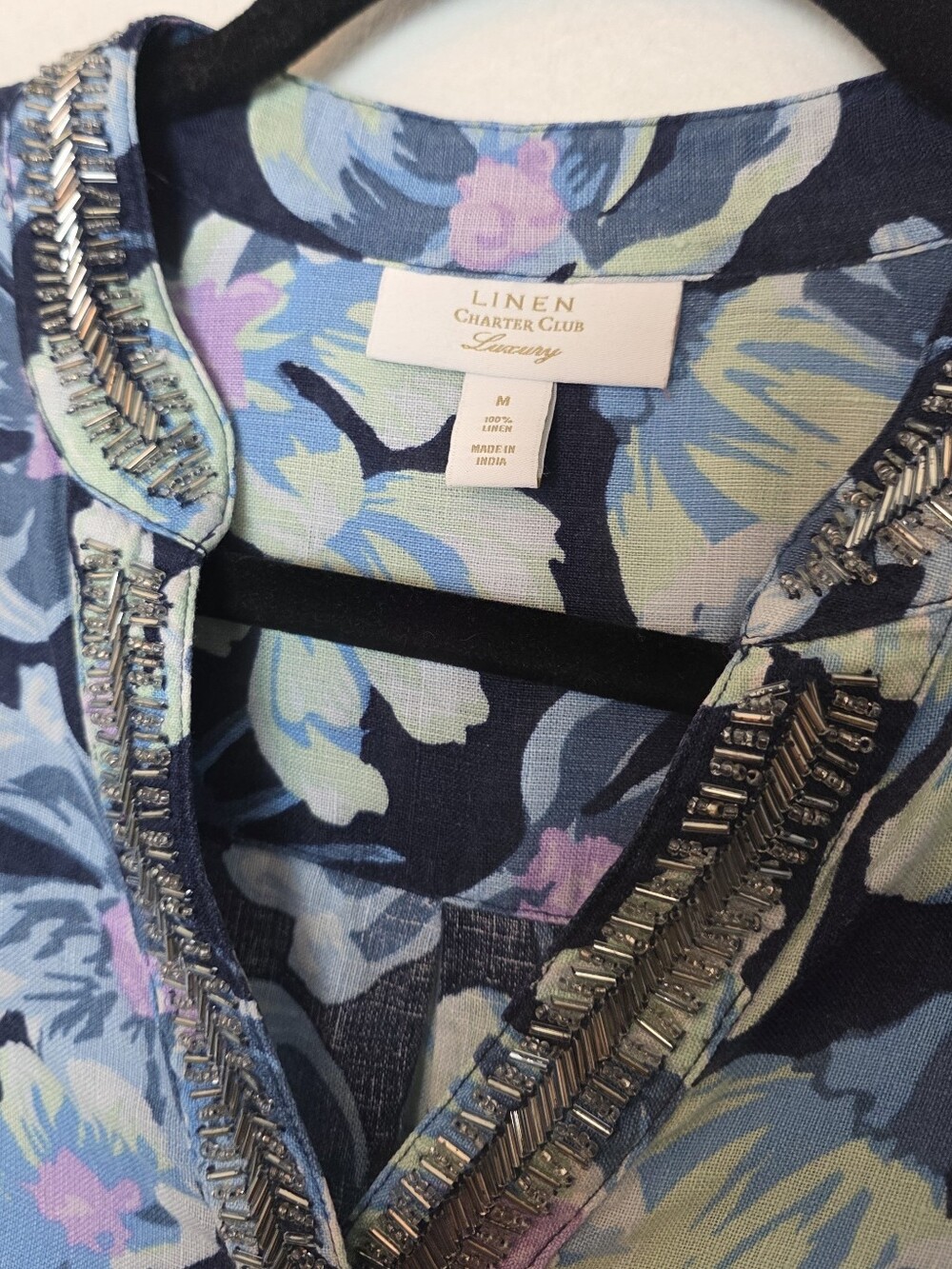 CHARTER CLUB Luxury Blue Floral Beaded Linen V Neck Top Summer Beach Sz Medium - Picture 5 of 13